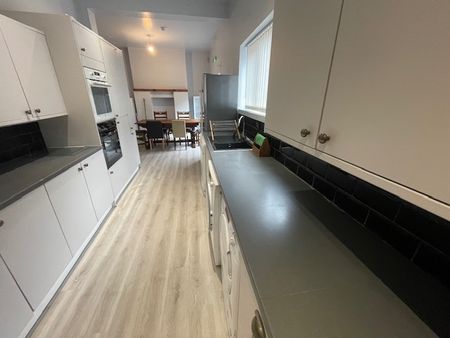 Salisbury Road, Liverpool, L15 - Photo 4