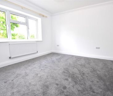 3 bedroom detached house to rent - Photo 2