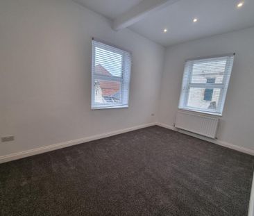 2 bedroom cottage to rent - Photo 2