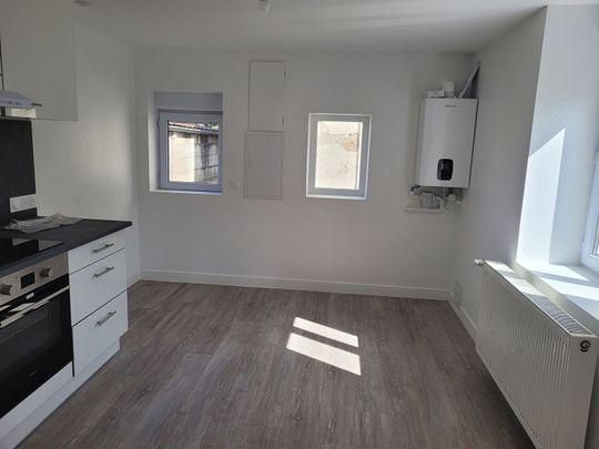Location Maison 2 pièces 43m² - Photo 1