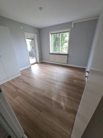 Drottninggatan, Vara - Foto 2