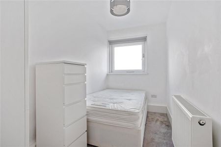 3 bedroom apartment to rent - Photo 3