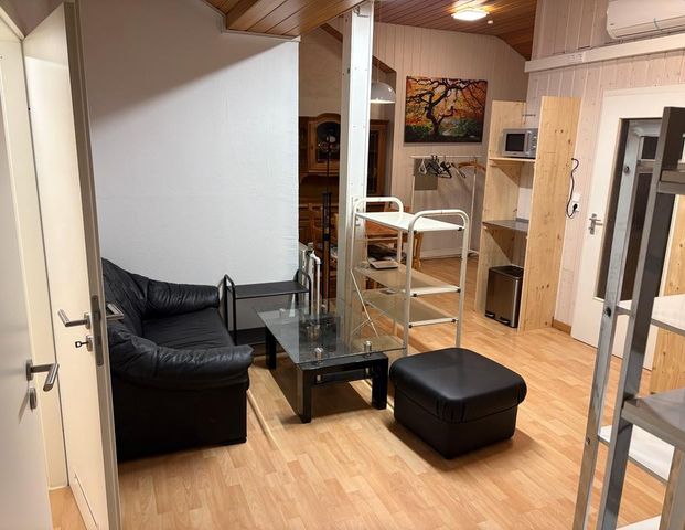 Wohnung für Handwerker oder Reinigungskraft/Putzfrau - Foto 1