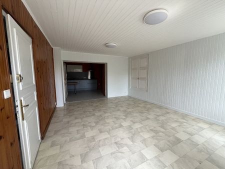 Location Appartement 1 pièce 40m² JARNAC 16200 - Photo 3