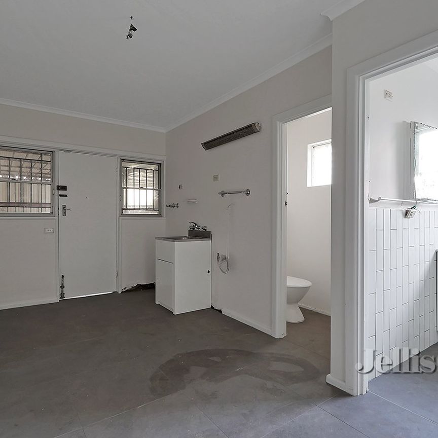 106 Police Road, Springvale - Photo 1