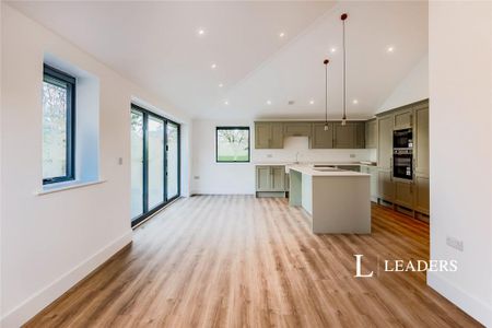 2 bedroom bungalow to rent - Photo 5