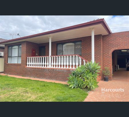 2 Rotino Crescent, Lalor, Vic 3075 - Photo 2