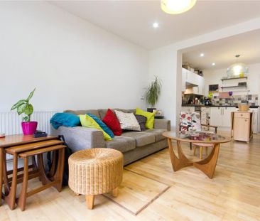 2 bedroom terraced house to rent - Photo 1