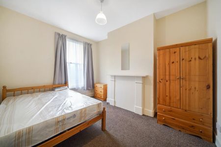 6 bedroom house to rent - Photo 4