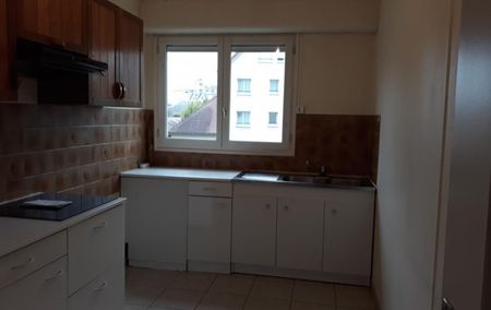 Location Appartement P3 Avec une place de parking Sens - Photo 2