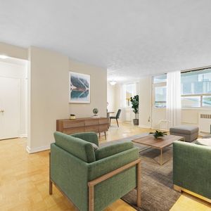 44 Thorncliffe Park Drive - Photo 2