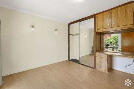 128A Hollis Road - Photo 3