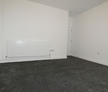Reads Avenue Flat 2 - Photo 2