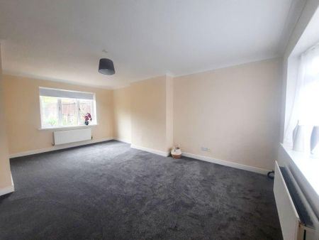 2 bed semi-detached house to rent in SR8 - Photo 3