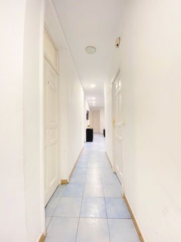 Individual room in Galdo Street - Photo 3