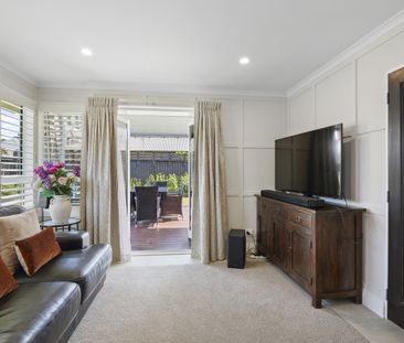 52 Broomfield Terrace, Burwood - Photo 3