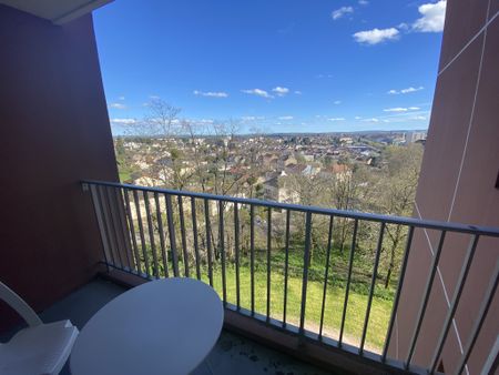 Location Appartement 1 pièce 31m² LE CREUSOT 71200 - Photo 5