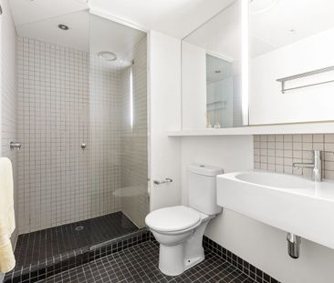 607v/162 Street, East Melbourne VIC 3002 - Apartment For Rent | Domain - Photo 4