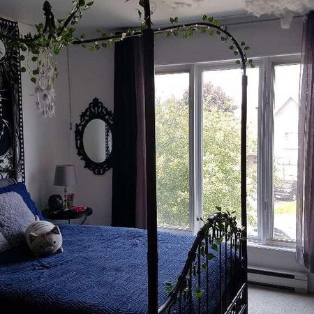 Jolie maison de ville 2 étage à louer à St-Basile Legrand - Photo 3