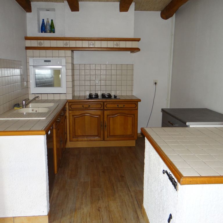 Location Maison 5 pièces 103m² - Photo 1