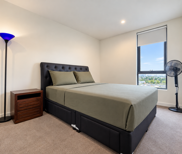 Fully furnished 1 Bedroom Boutique Apartment With Panoramic Views - Photo 2