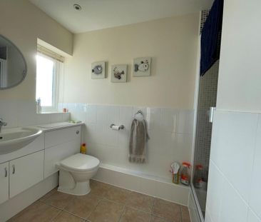 2 bedroom penthouse to rent - Photo 1