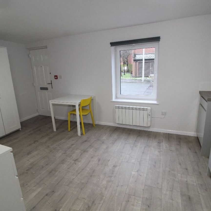 1 Lodge Bank, Moor Lane, Preston - Photo 1