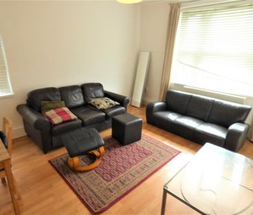 3 bedroom flat to rent - Photo 5