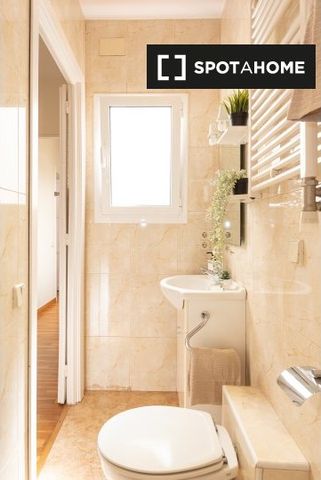 barcelona, Catalonia 08022 - Photo 3