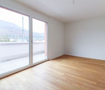 Attic apartment with sunny roof terrace - Photo 3