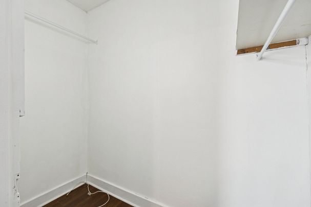 For Lease - 106 Burgar Street, Welland, Ontario - Photo 1