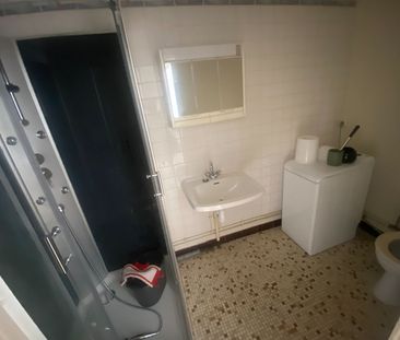 Location Appartement 1 pièce 22m² - Photo 4