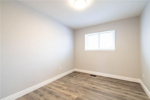 For Lease - 196 Upper Paradise Street Unit# 1, Hamilton, Ontario - Photo 1