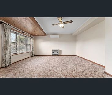 93 Halsey Rd, Elizabeth East, SA 5112 - Photo 6