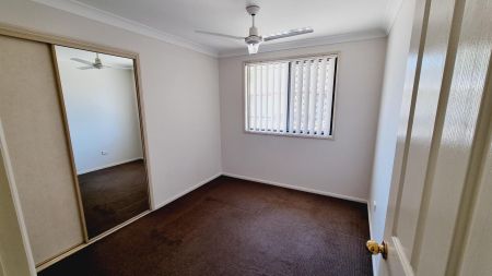 1/50 Auckland Street, Gladstone Central - Photo 3