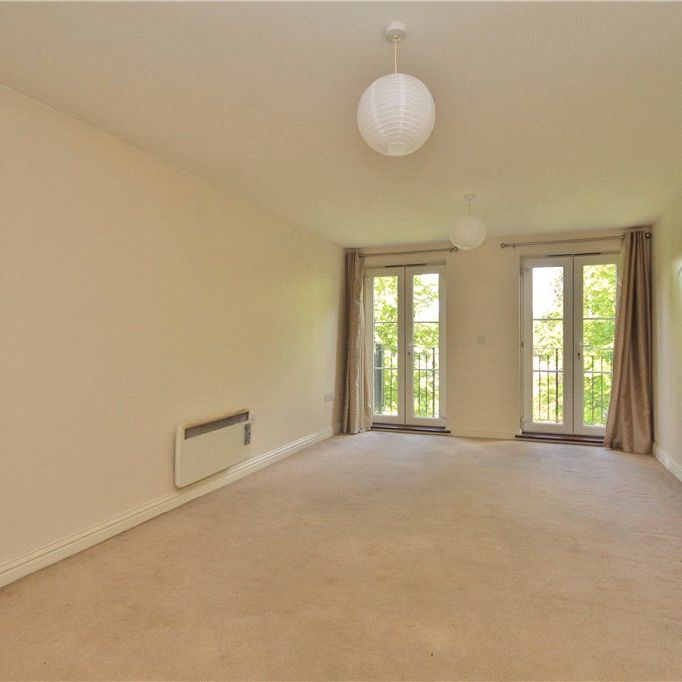 Tudor Way, Knaphill, Woking, Surrey, GU21 2UB - Photo 1