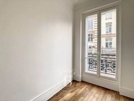 Appartement • Notre Dame - Photo 3