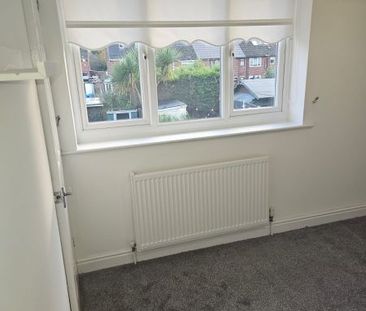 Sugar Lane, Knowsley, Prescot - Photo 2