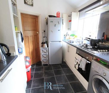 2 bed flat to rent in Benton Road, High Heaton, NE7 - Photo 6