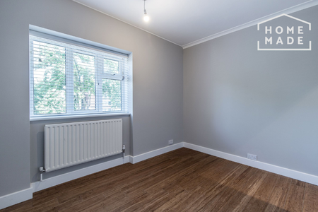 4 bedroom flat to rent - Photo 4