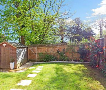 4 bedroom terraced house to rent - Photo 2