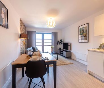 1 bedroom flat to rent - Photo 2