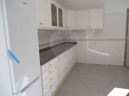 Apartamento T3 em Lisboa - Photo 2