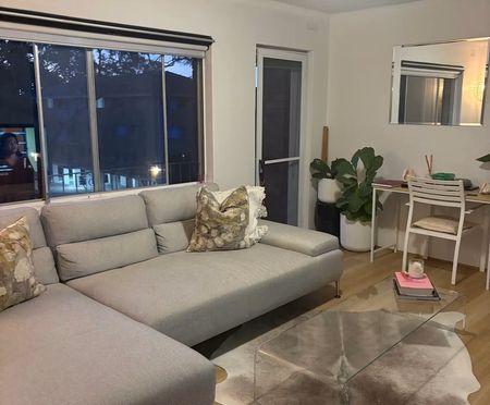 Gladesville - Photo 2