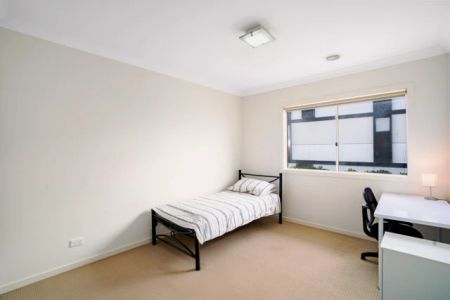 Single Room Ensuite - Photo 4