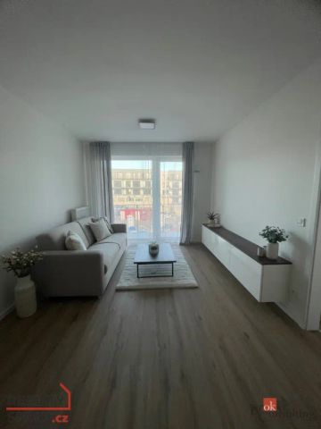 Pronájem bytu 1+kk 35 m - Photo 2