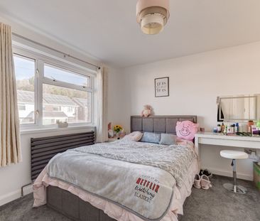3 bed semi-detached house to rent in Sandstone Avenue, Rednal, B45 - Photo 2