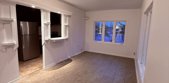 **OPPORTUNITÉ** 3 1/2 Rénové à RDP - Photo 2