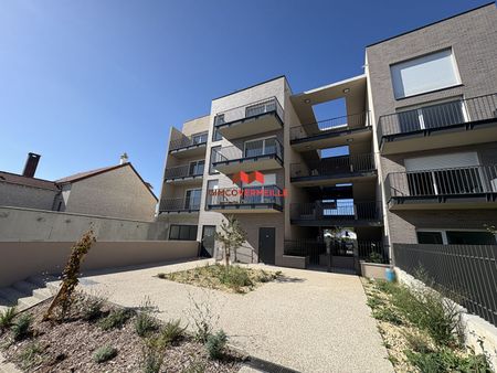 AUBERGENVILLE - Photo 3