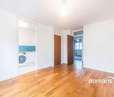 Muirfield Close, Reading, Berkshire, RG1 - Photo 3